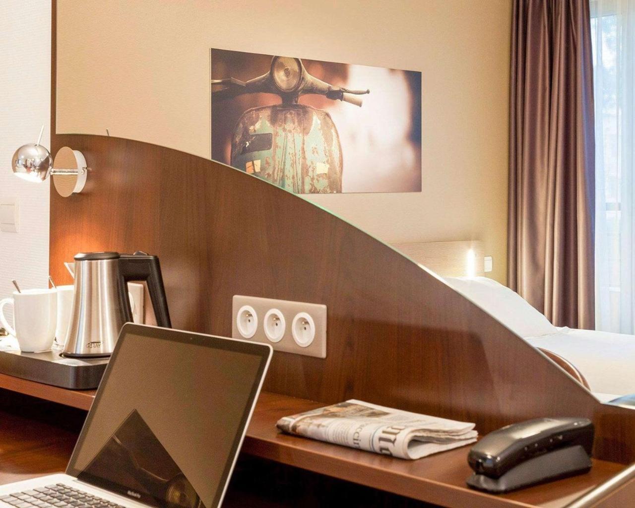Comfort Suites Le-Port-Marly Paris Ouest Льо Порт-Марли Екстериор снимка